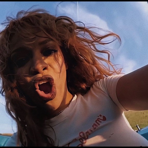 Meet your Posher, Scarlett - Picture 1 of 1